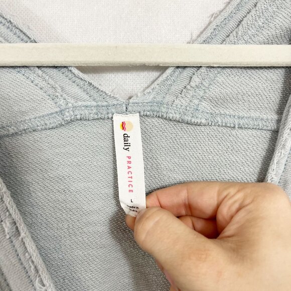 Anthropologie Daily Practice Landing Jumpsuit Gray Pockets V-Neck - Size Large - Picture 6 of 9